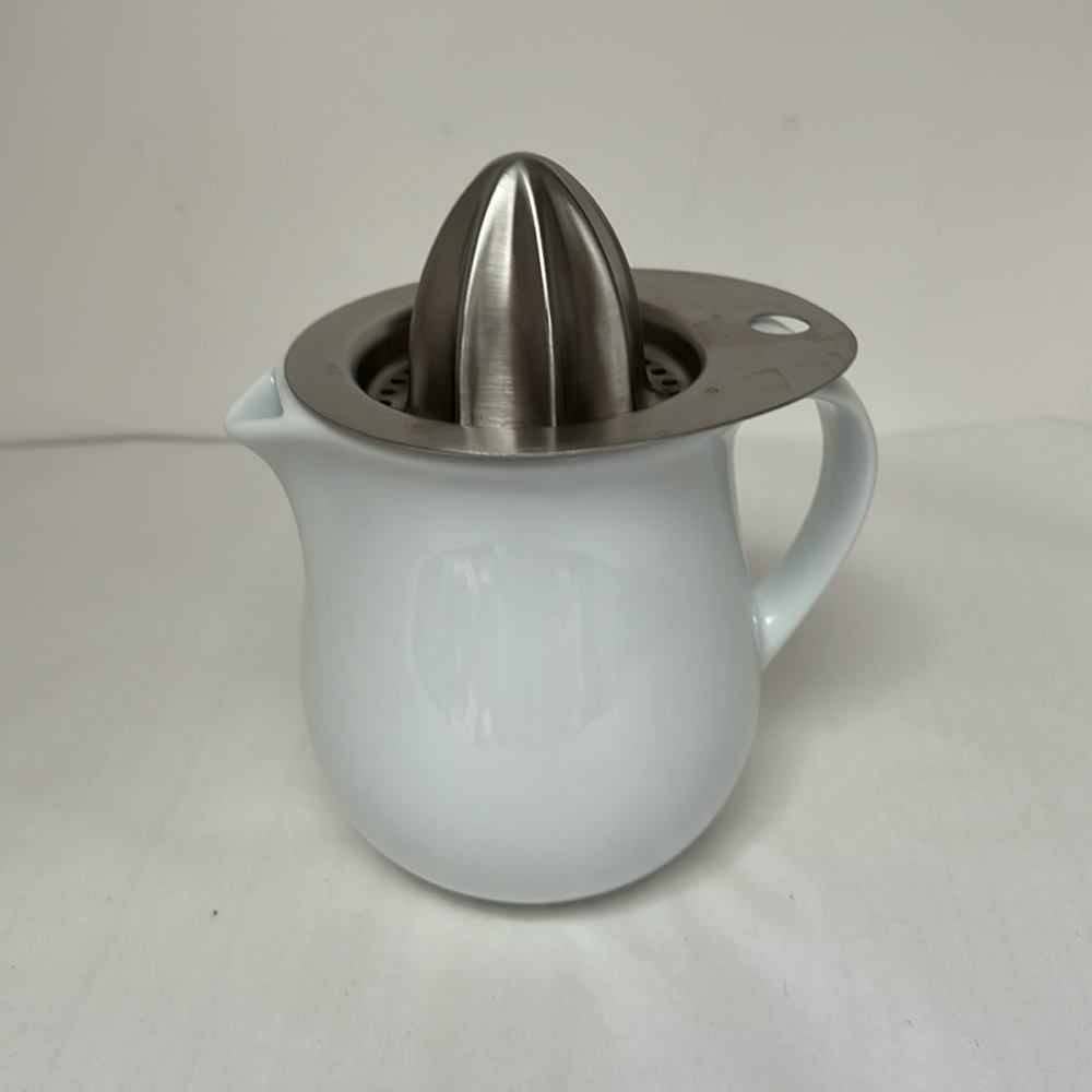 Gary Rhodes Pitcher with Juicer - Picture 3 of 10